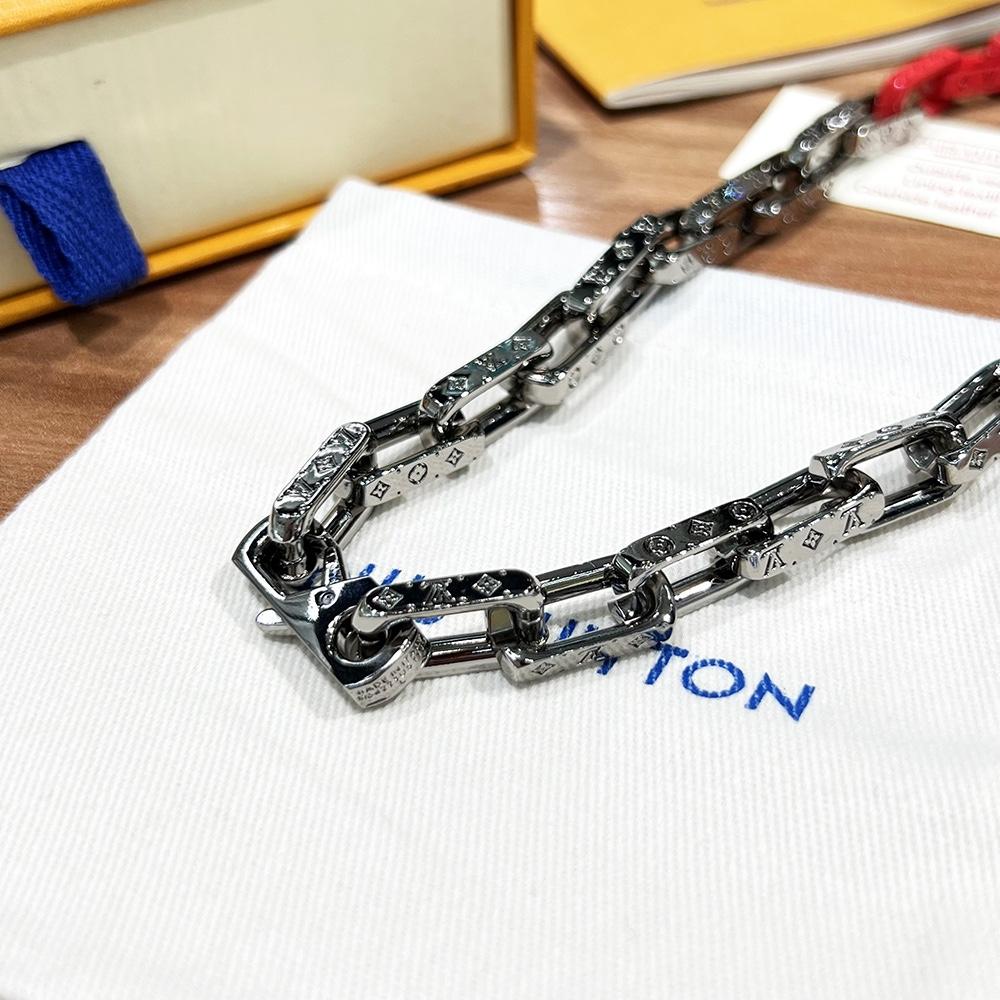 Louis Vuitton Monogram Chain Necklace  - 