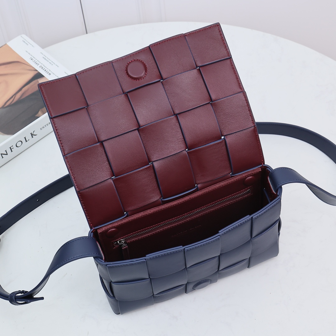 Bottega Veneta Cassette - 