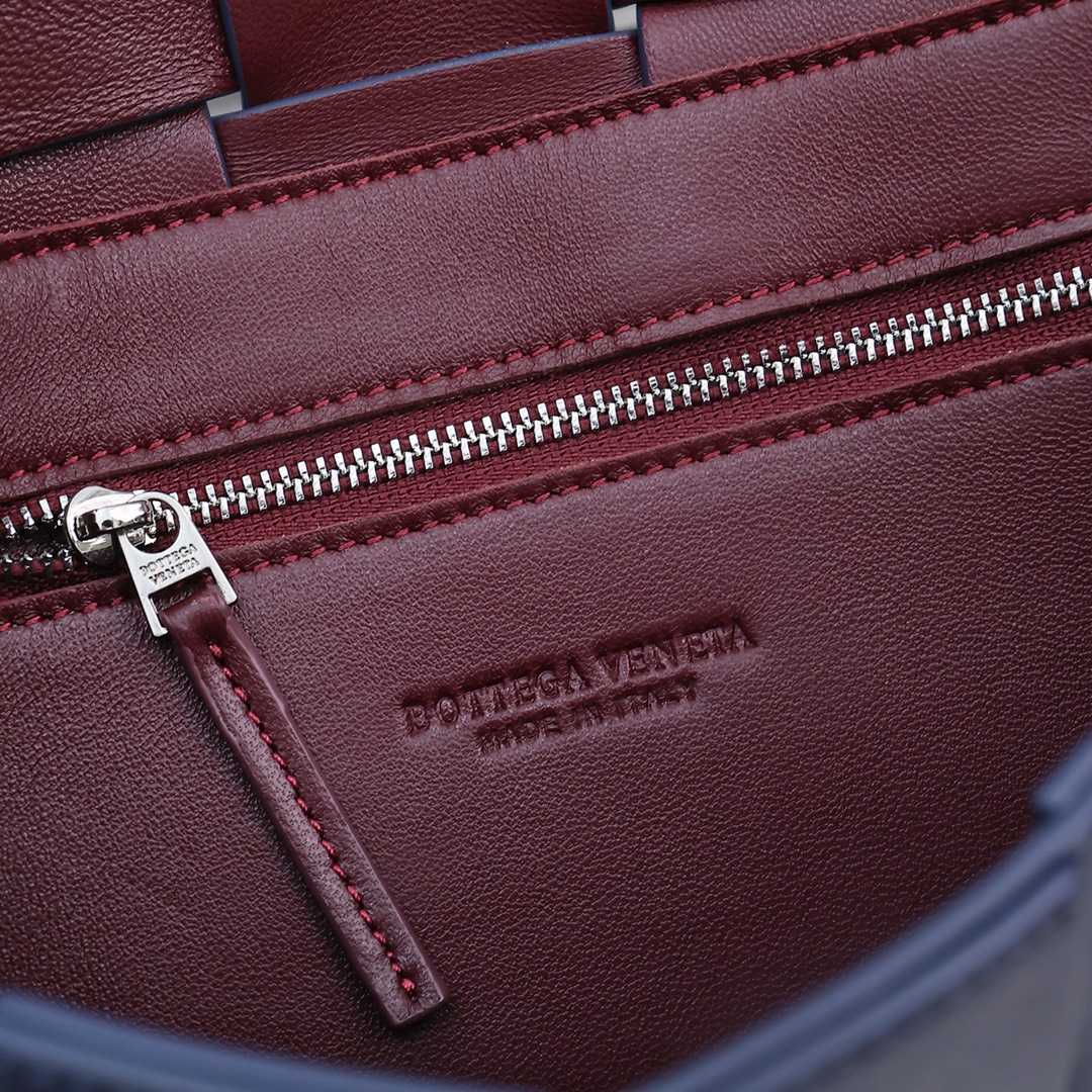 Bottega Veneta Cassette - 