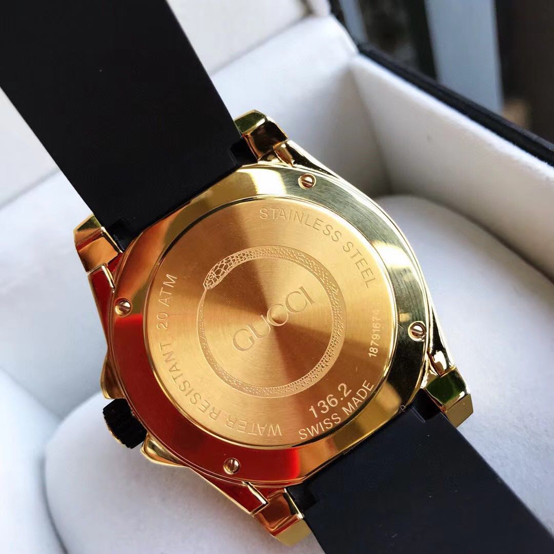 Gucci Dive Gold Tone Black Dial Rubber Strap Men's Watch - 