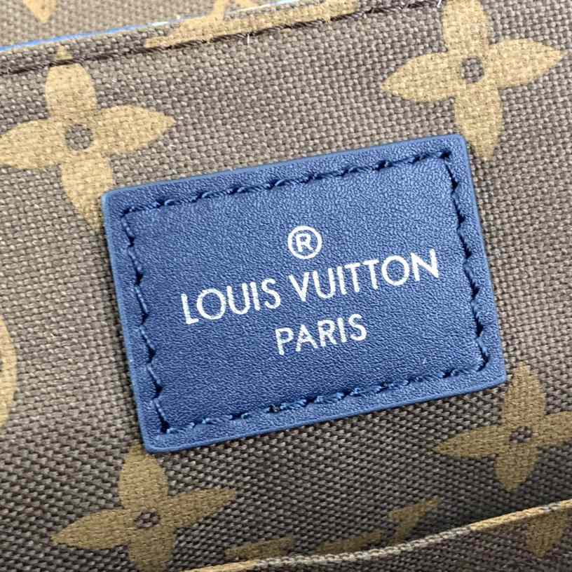 Louis Vuitton District PM  M23785 - 