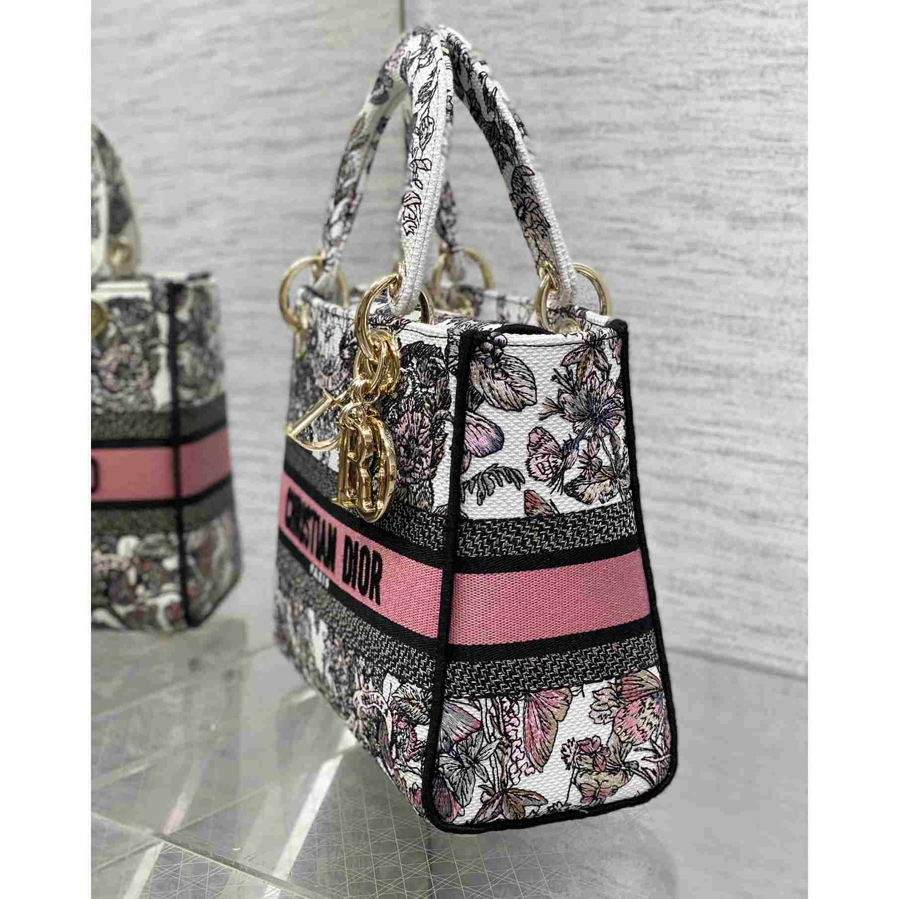 Dior Medium Lady D-lite Bag - 