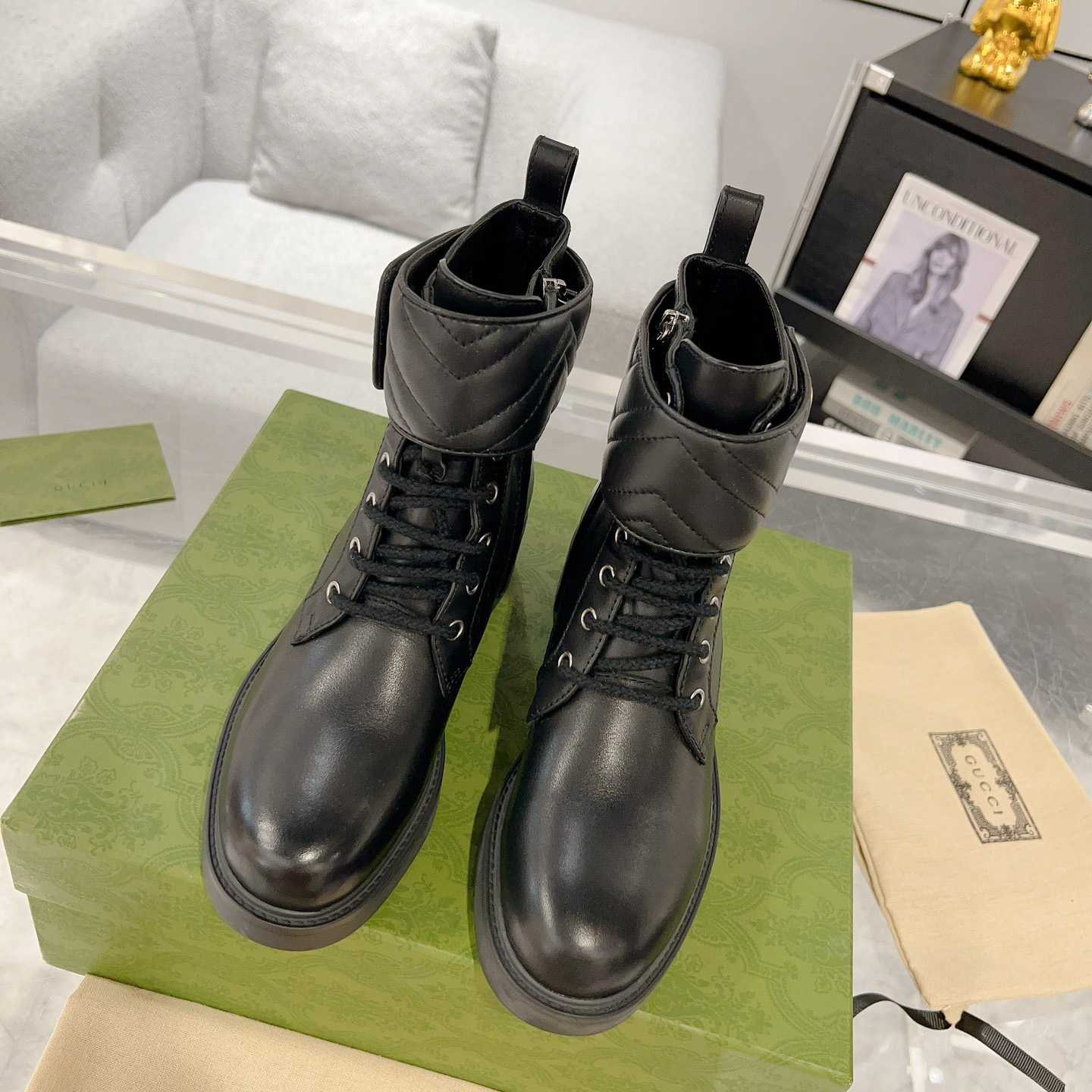Gucci Marmont Logo-embellished Leather Ankle Boots  - 