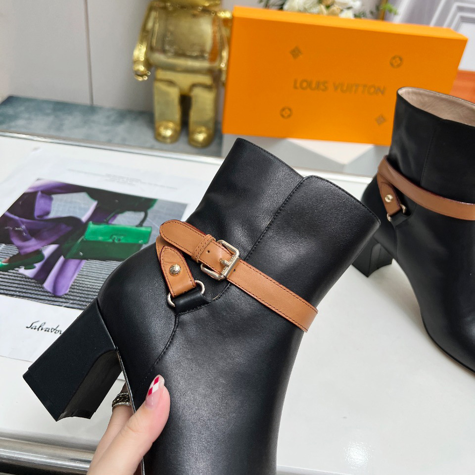 Louis Vuitton Parisienne Ankle Boot - 