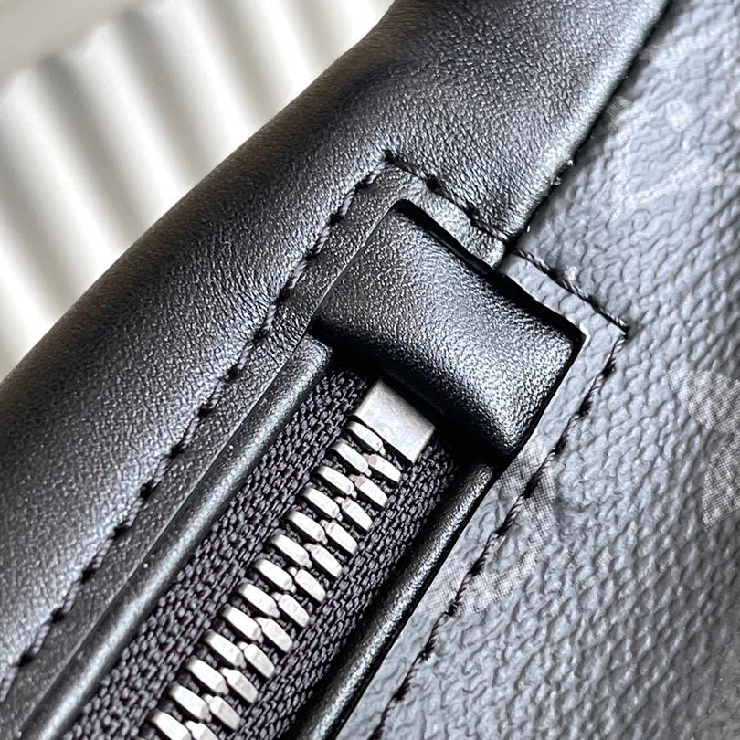 Louis Vuitton Discovery Bumbag Monogram Eclipse Black (37*30*6cm) - 