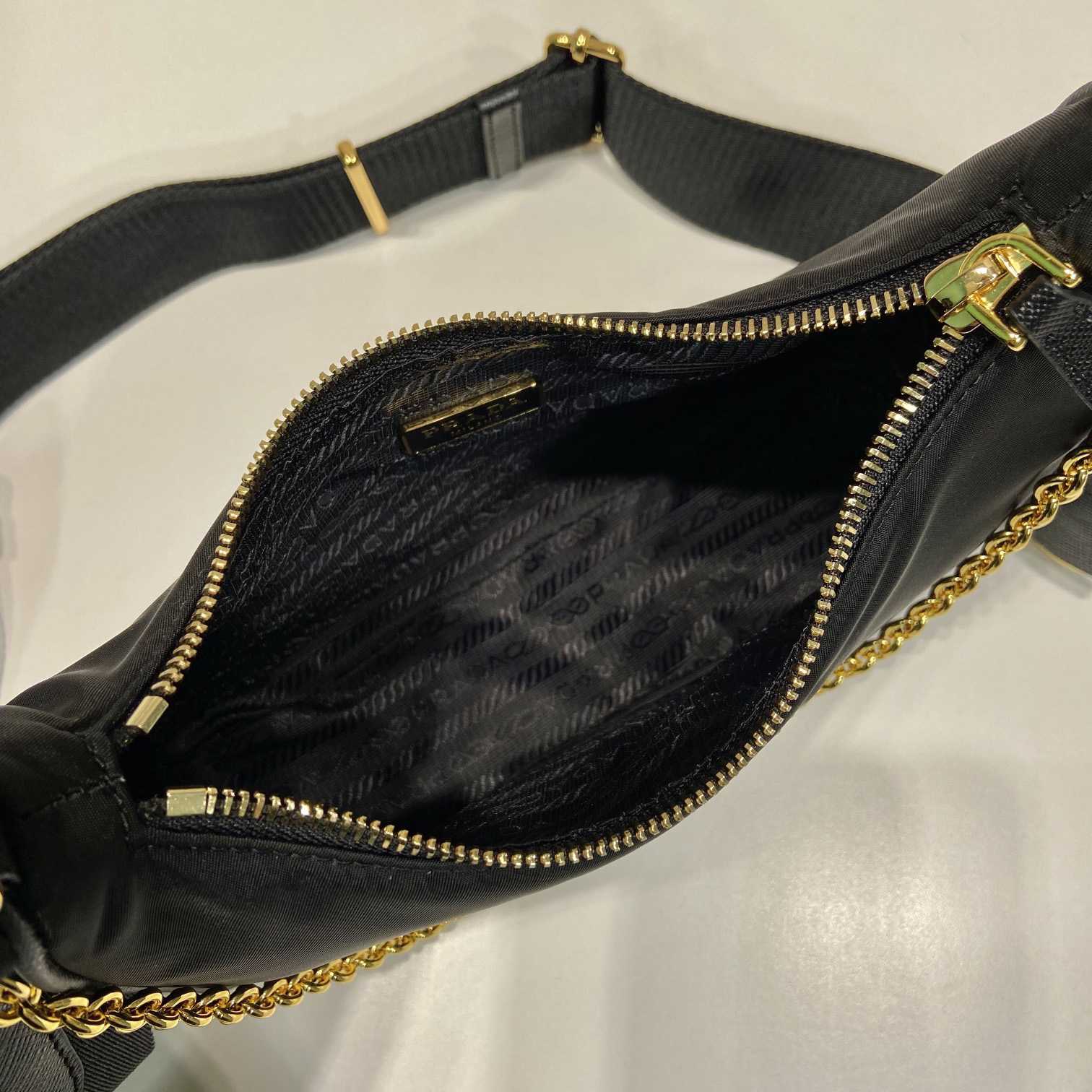 Prada Re-Edition 2005 Re-Nylon Bag - 