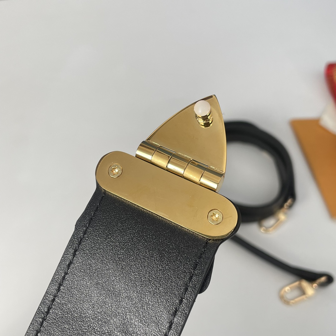 Louis Vuitton Petite Malle     M59179 - 