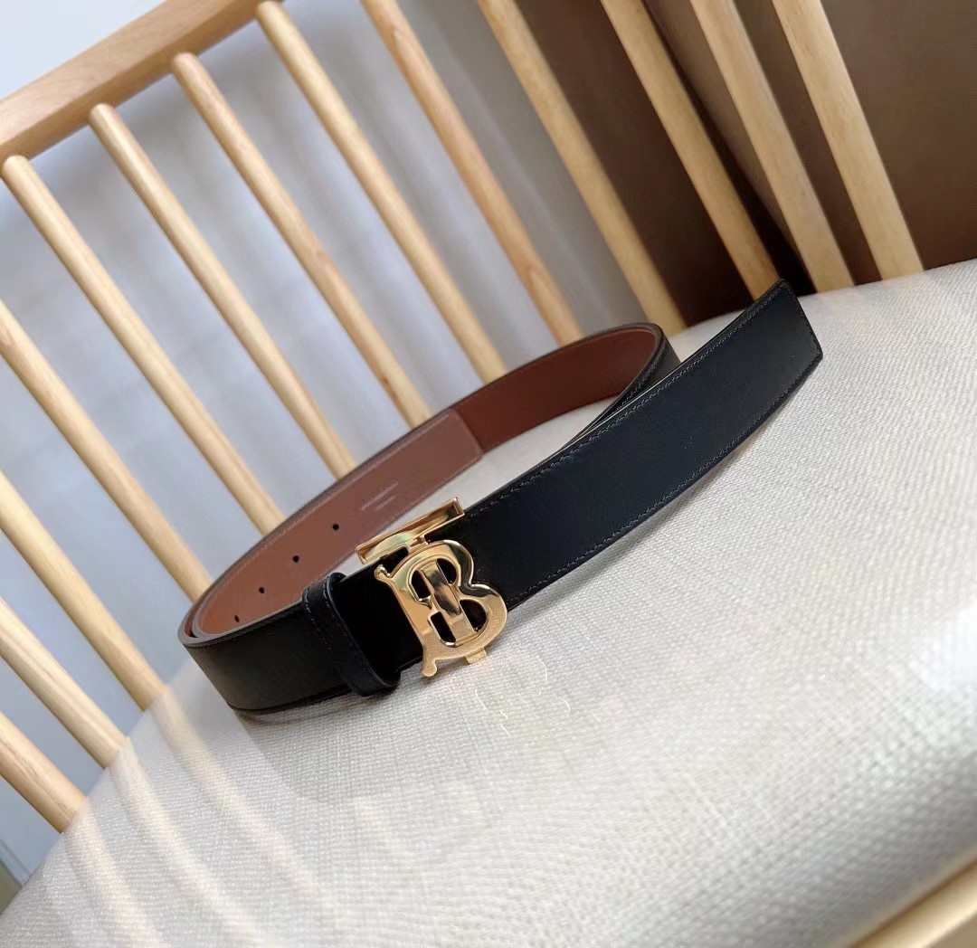 Burberry Men's Leather Reversible TB Belt - 