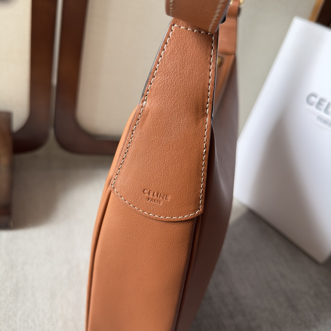 Celine Heloise Bag In Supple Calfskin - 