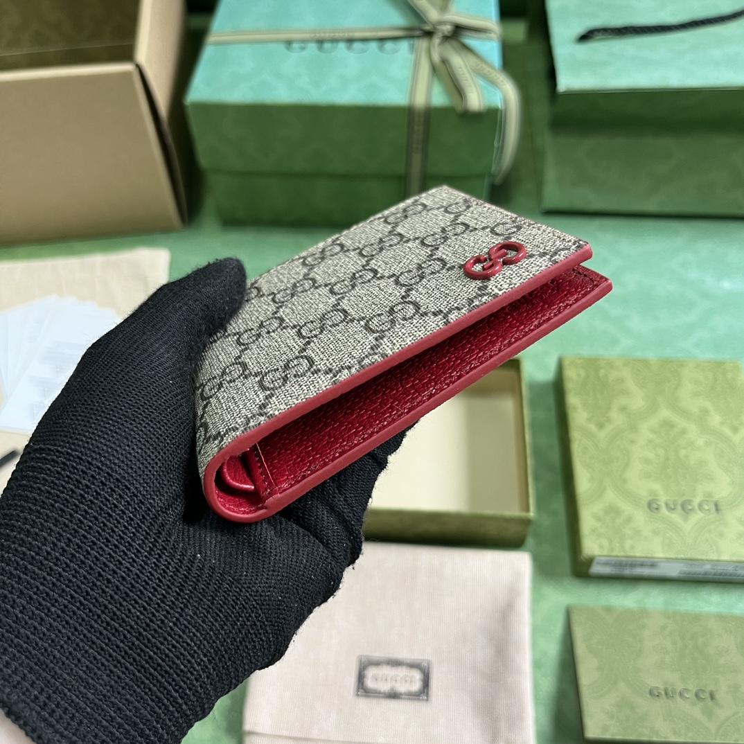 Gucci Wallet With GG Detail - 