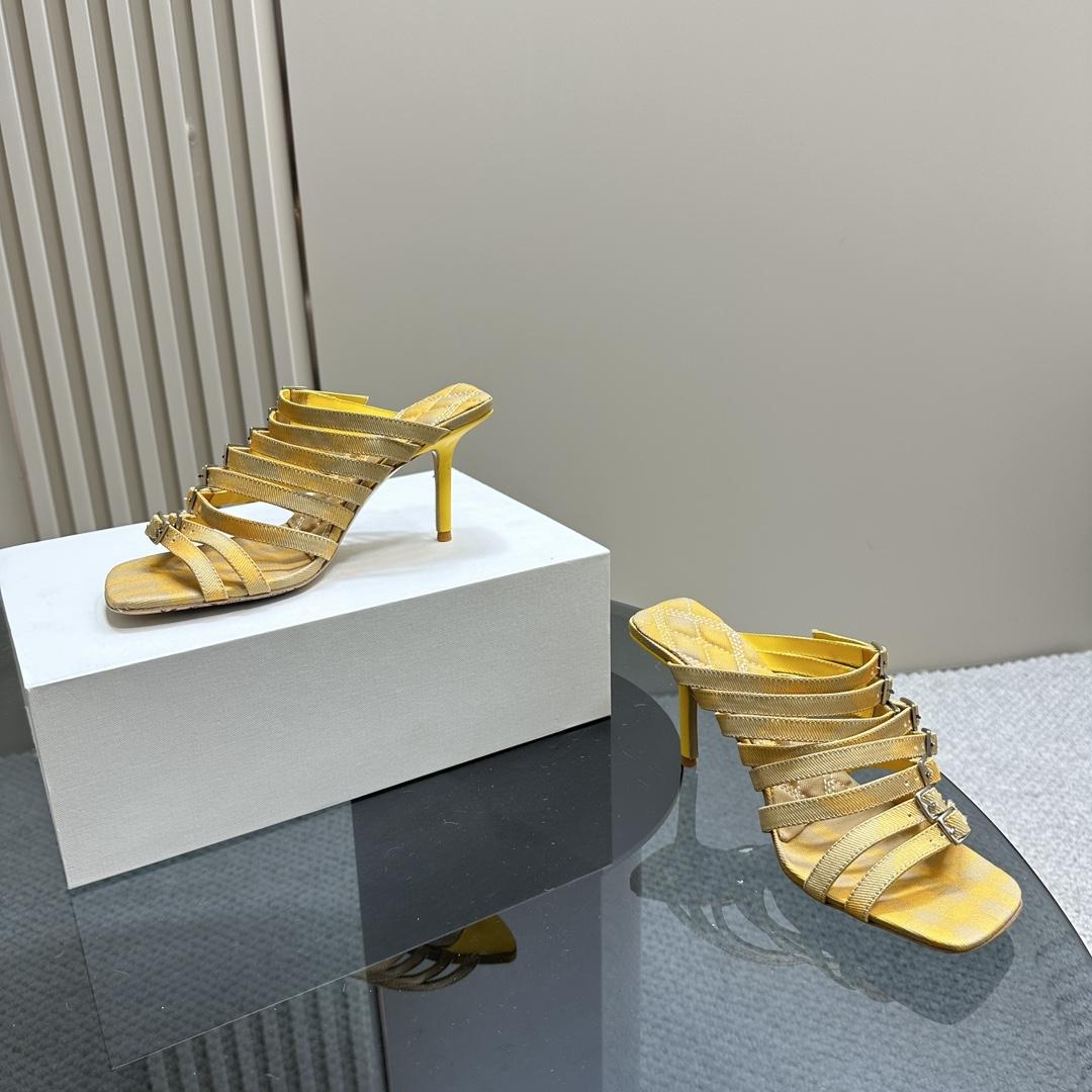 Burberry Check Cotton Step Sandals - 
