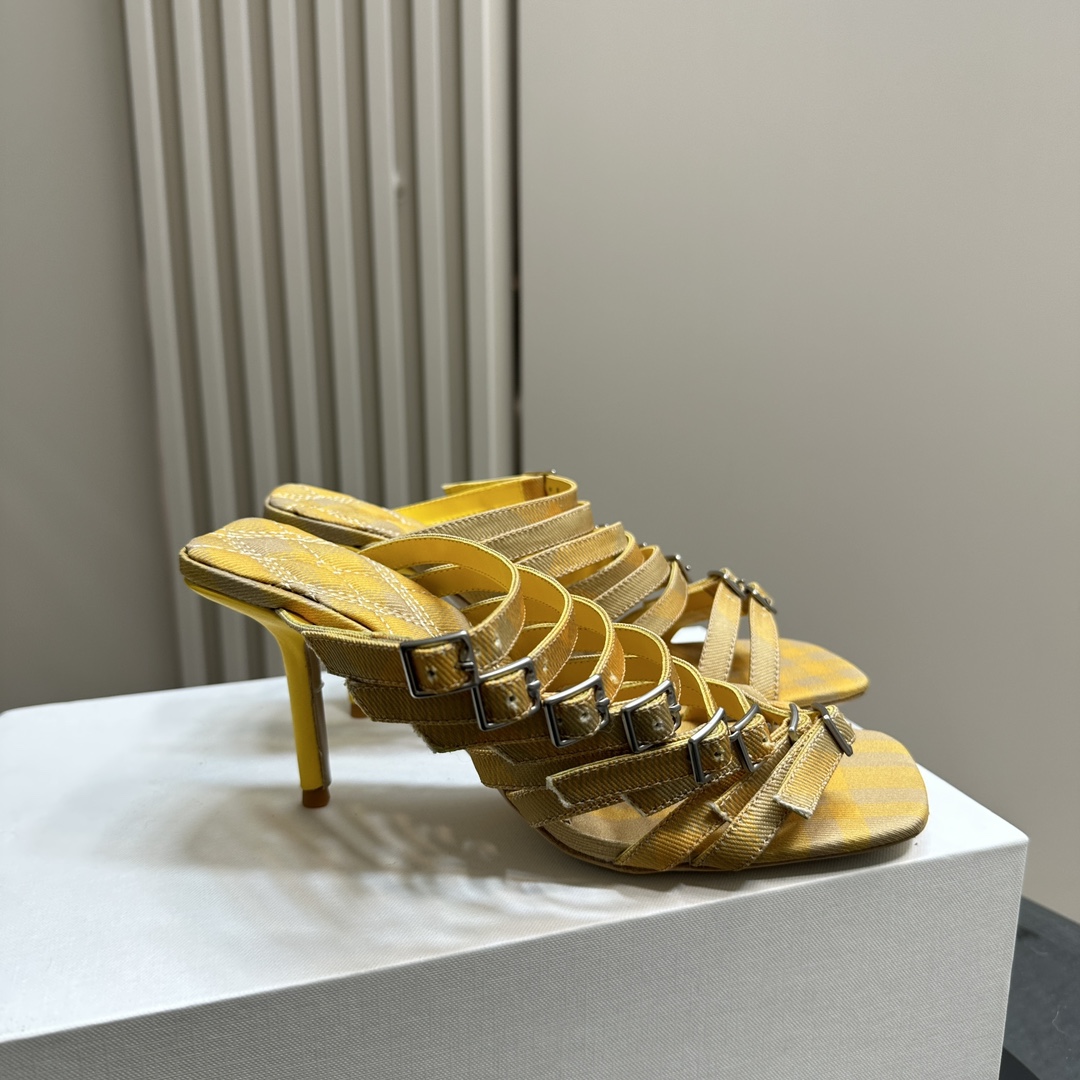 Burberry Check Cotton Step Sandals - 