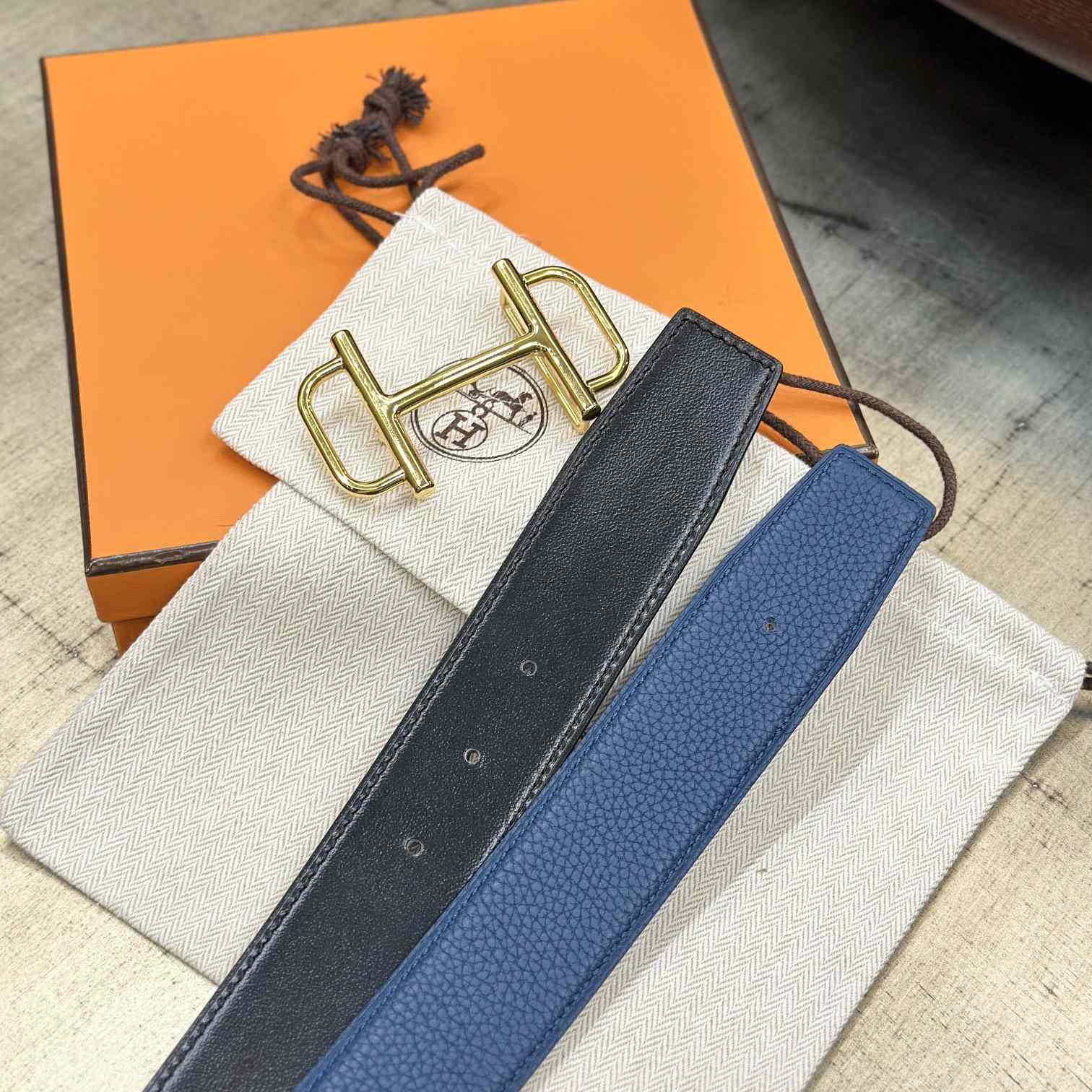 Hermes Royal Belt Buckle & Reversible Leather Strap 38 mm - 