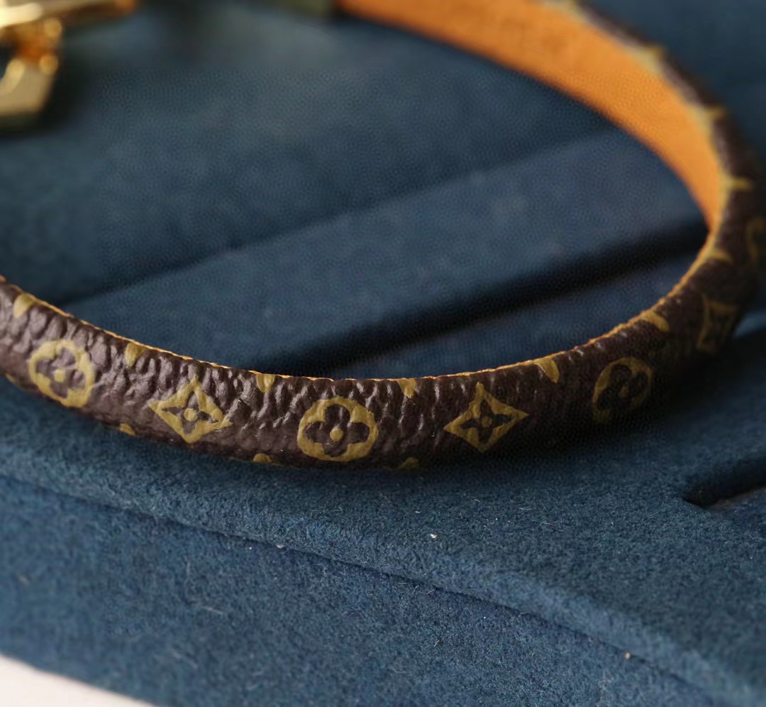 Louis Vuitton Say Yes Bracelet   - 