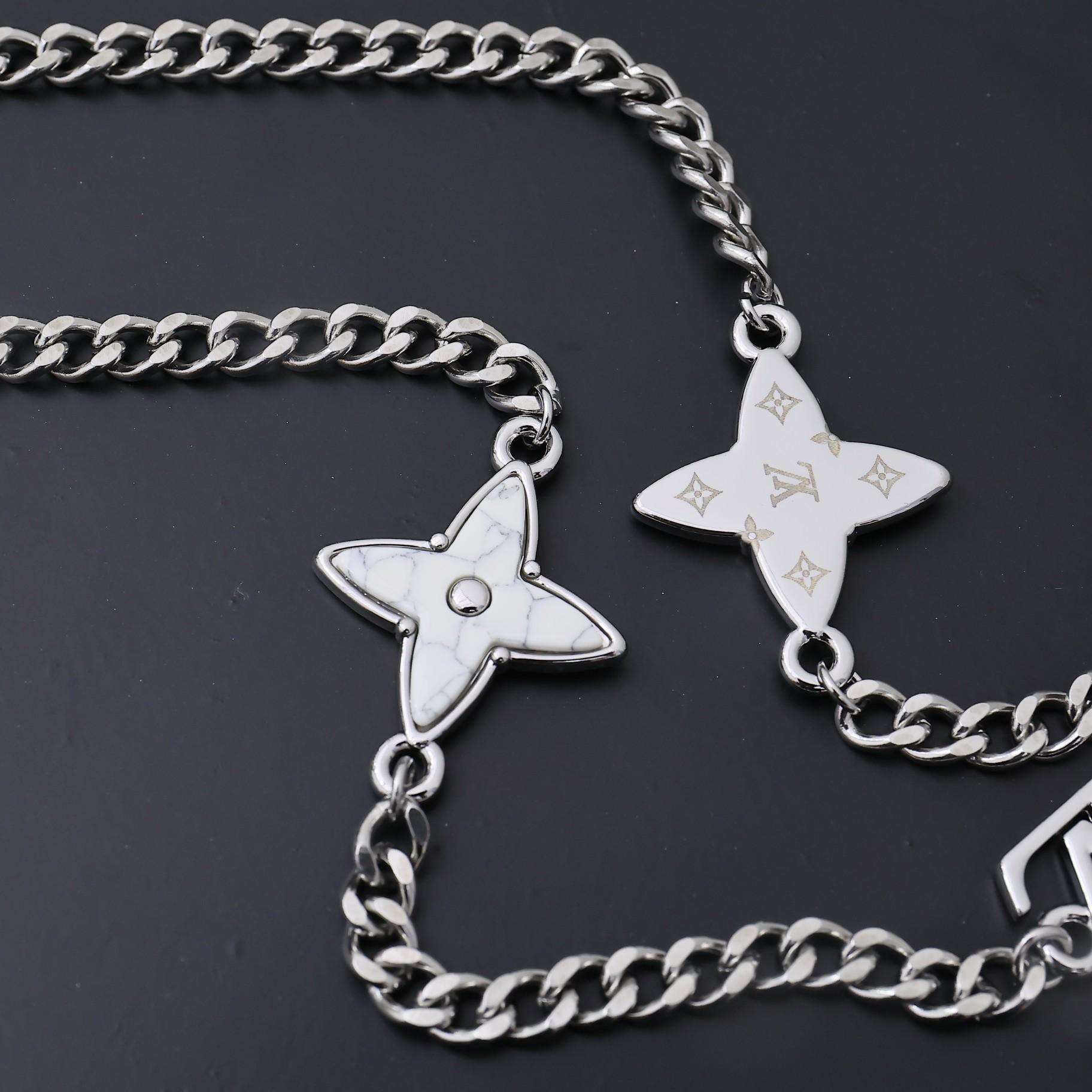 Louis Vuitton Monogram Sunrise Necklace - 