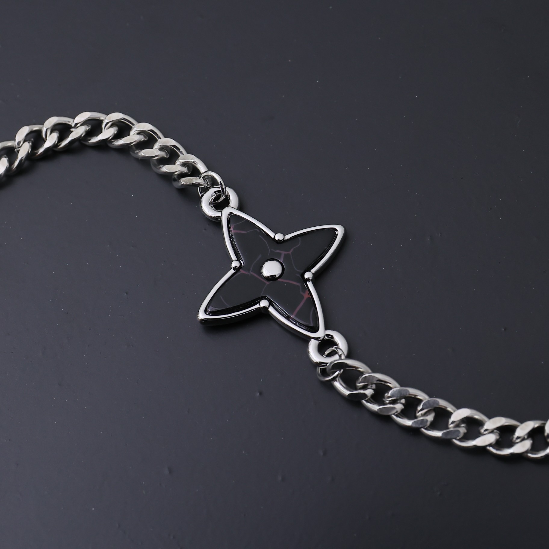 Louis Vuitton Monogram Sunrise Necklace - 
