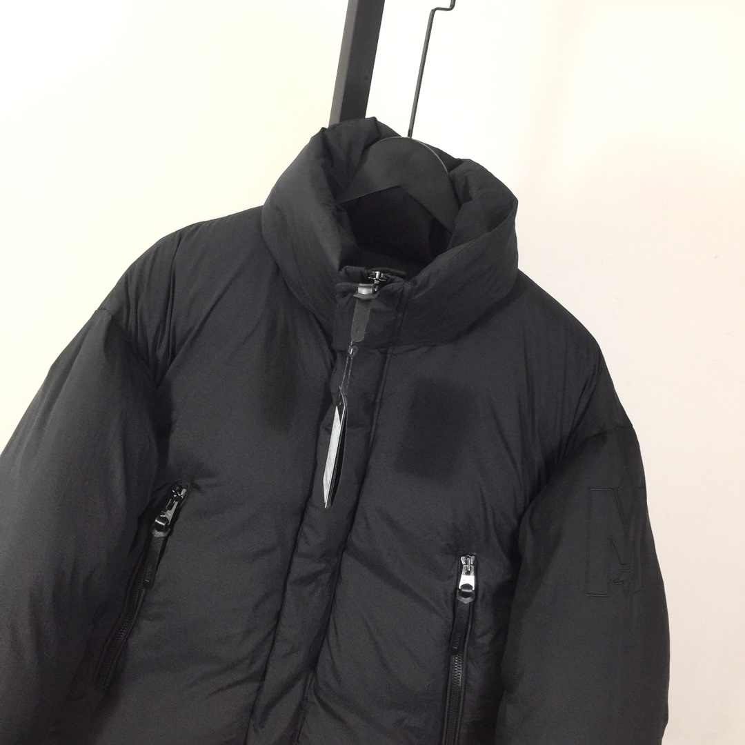 Mackage Padded Short Down Jacket - DesignerGu