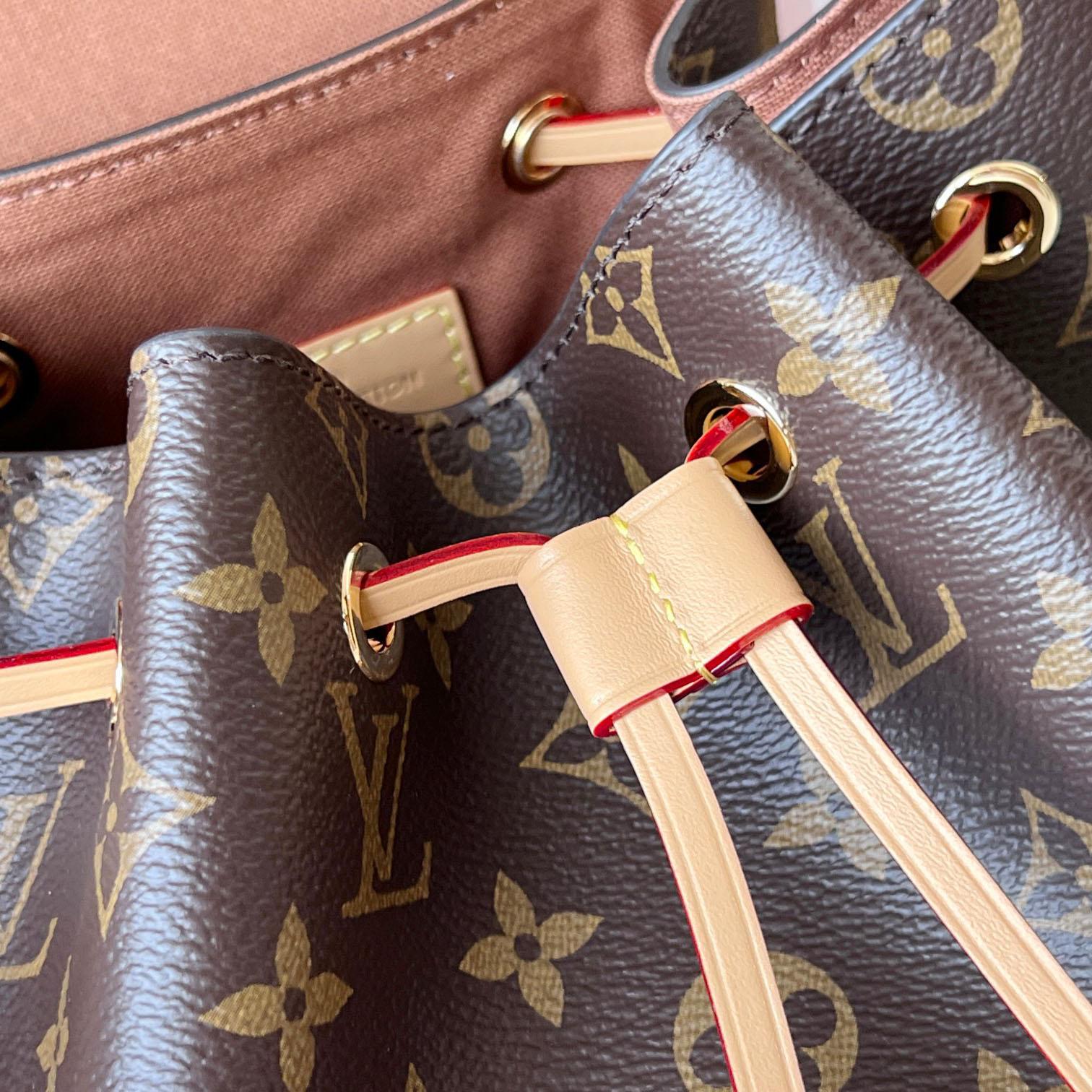 Louis Vuitton Backpacks  (27.5 x 33 x 14cm) m45515 - DesignerGu