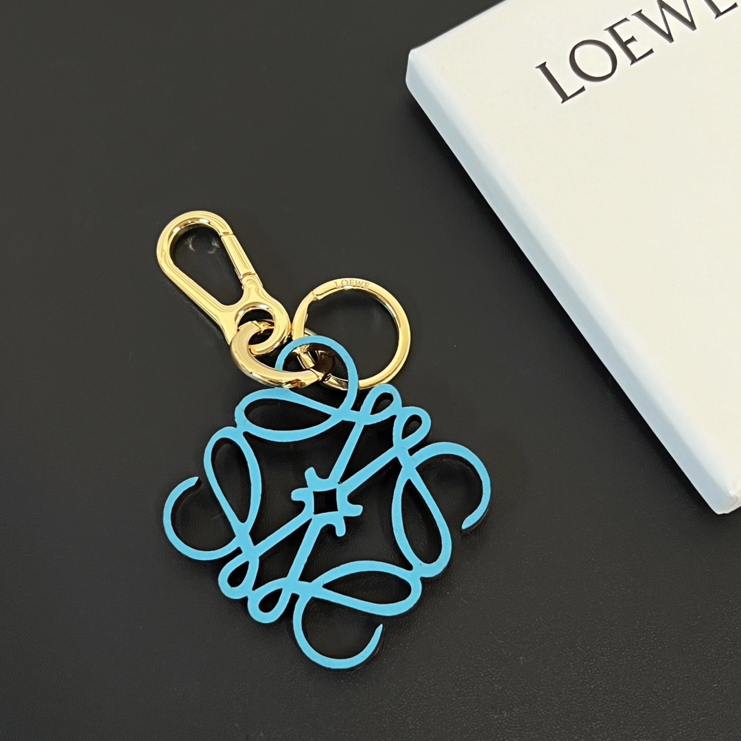 Loewe Anagram Charm In Calfskin - 