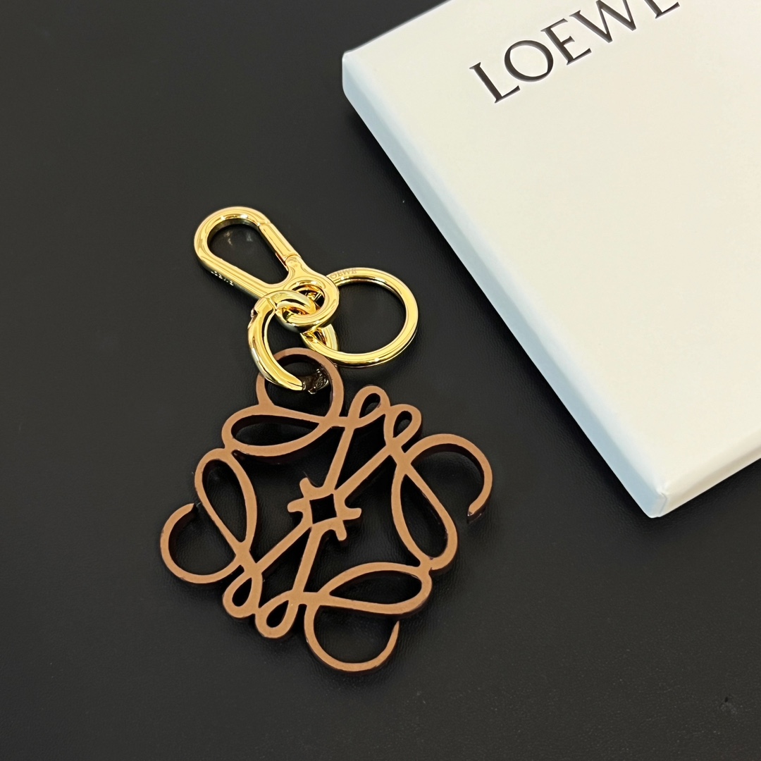 Loewe Anagram Charm In Calfskin - 