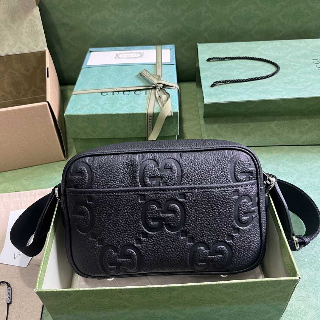 Gucci Jumbo GG Medium Messenger Bag - 