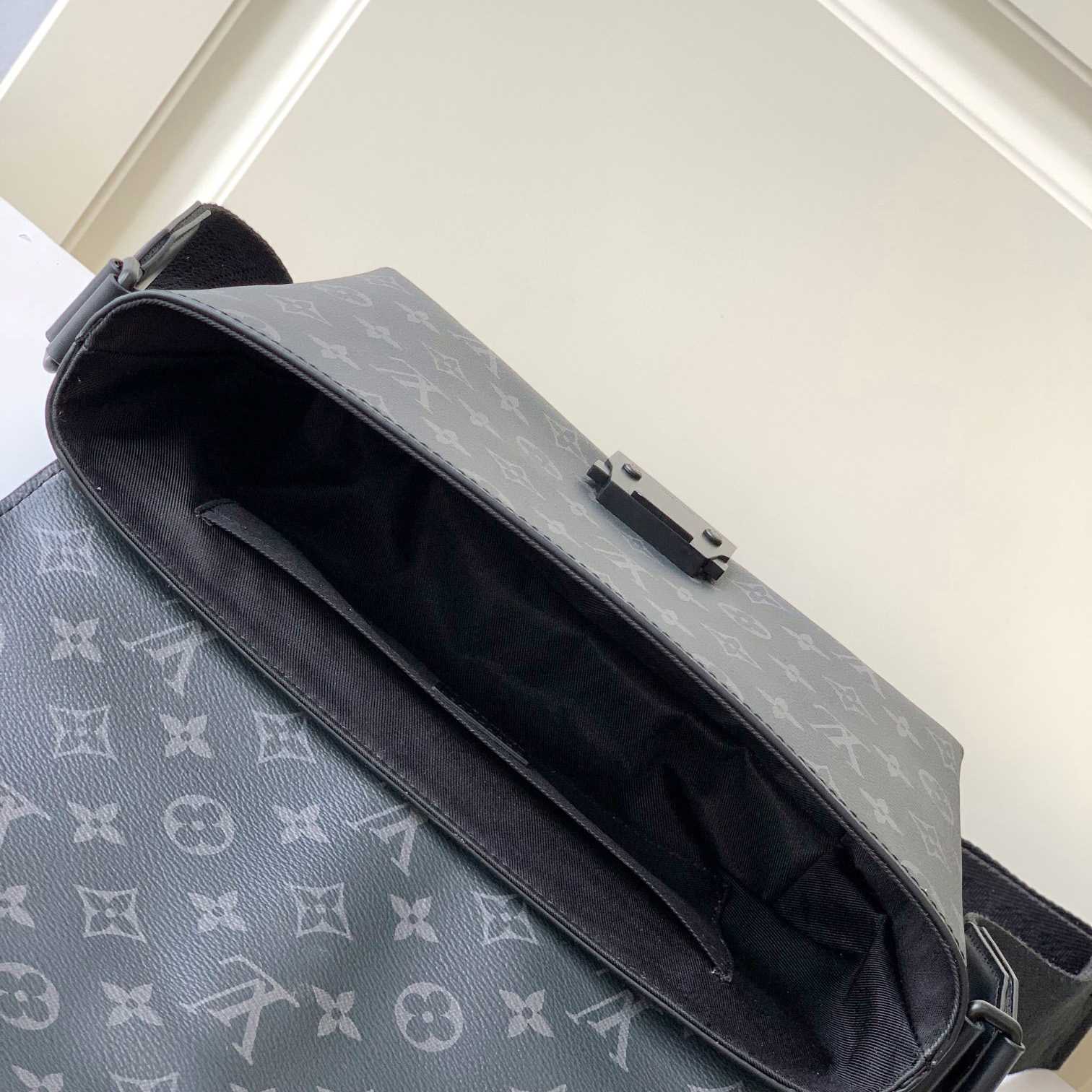 Louis Vuitton S-Cape Messenger   M46794 - 