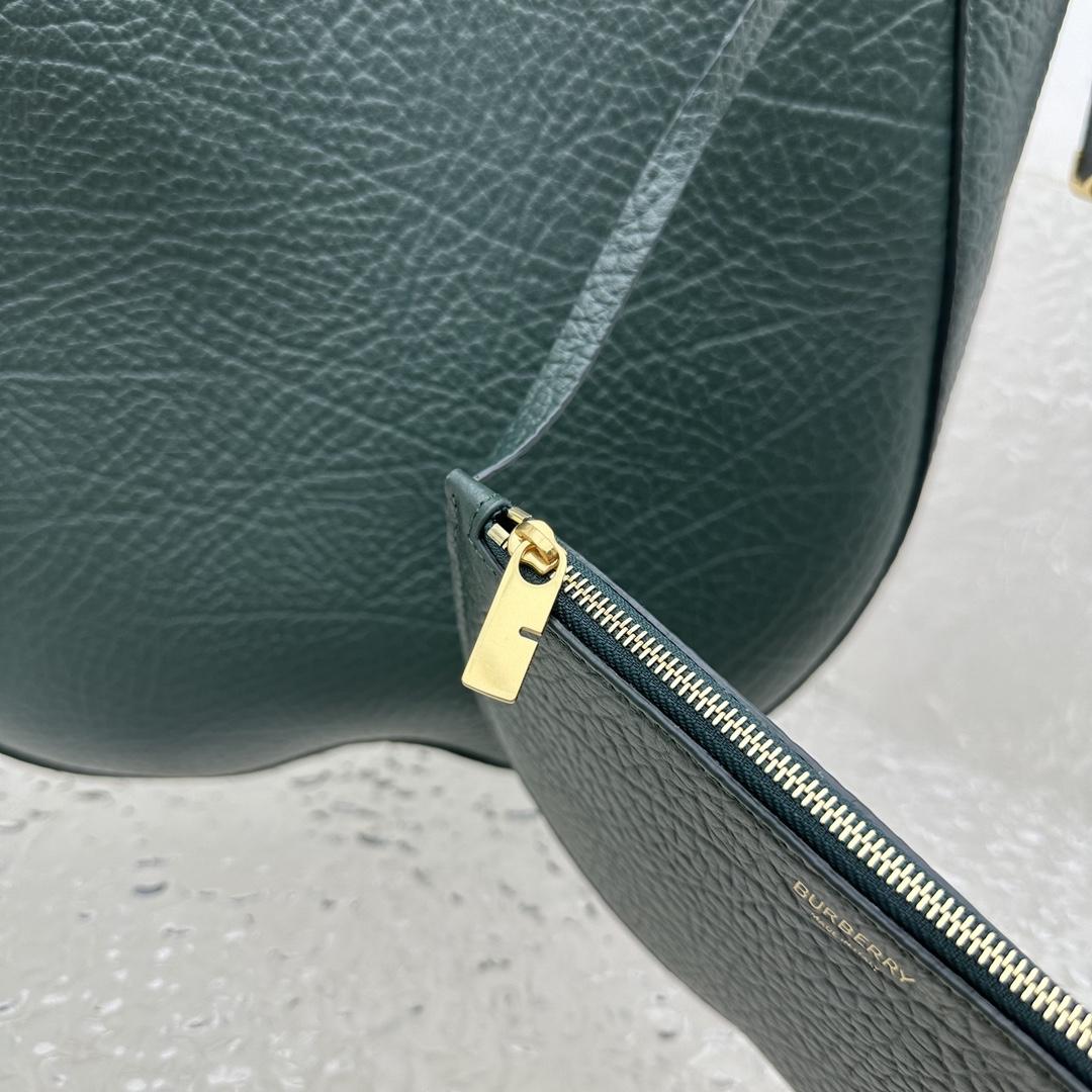 Burberry Medium Chess Shoulder Bag - 