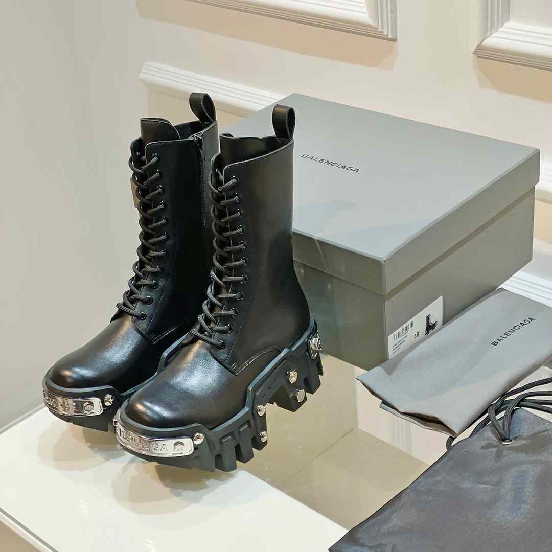 Balenciaga Bulldozer Lace-Up Boot In Black - DesignerGu