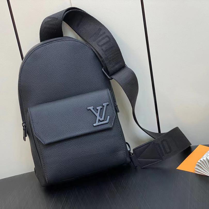 Louis Vuitton Pilot Slingbag     M23736 - DesignerGu