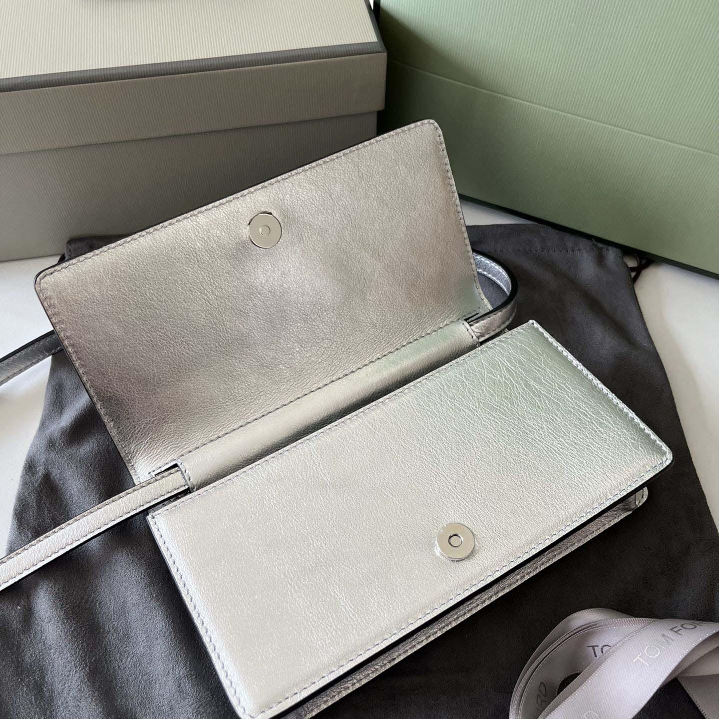 Tom Ford Leather TF Bag    18*9*3cm - 