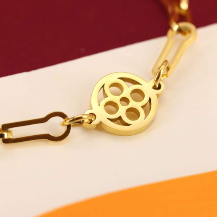 Louis Vuitton Necklace - 