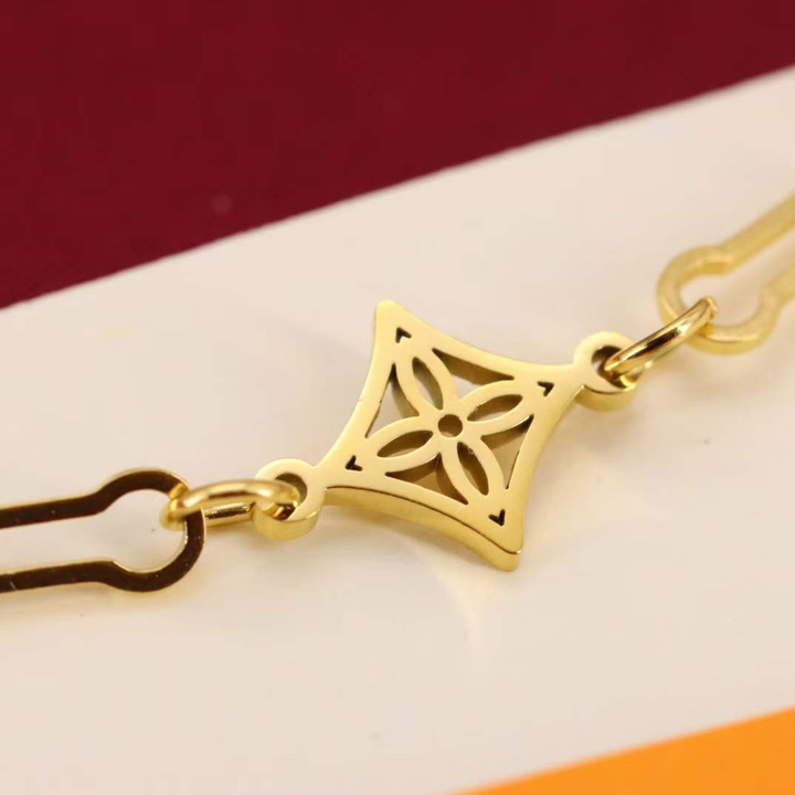 Louis Vuitton Necklace - 
