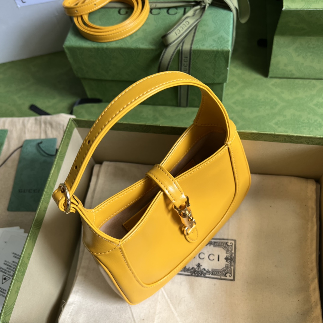Gucci Jackie 1961 Mini Shoulder Bag (19x13x3cm) - 