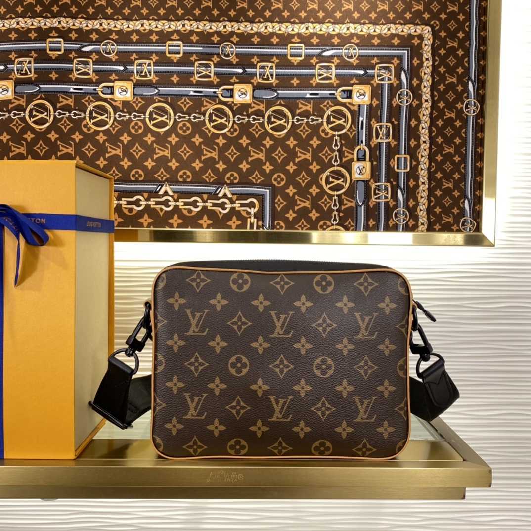 Louis Vuitton Trio Messenger    M46694 - 