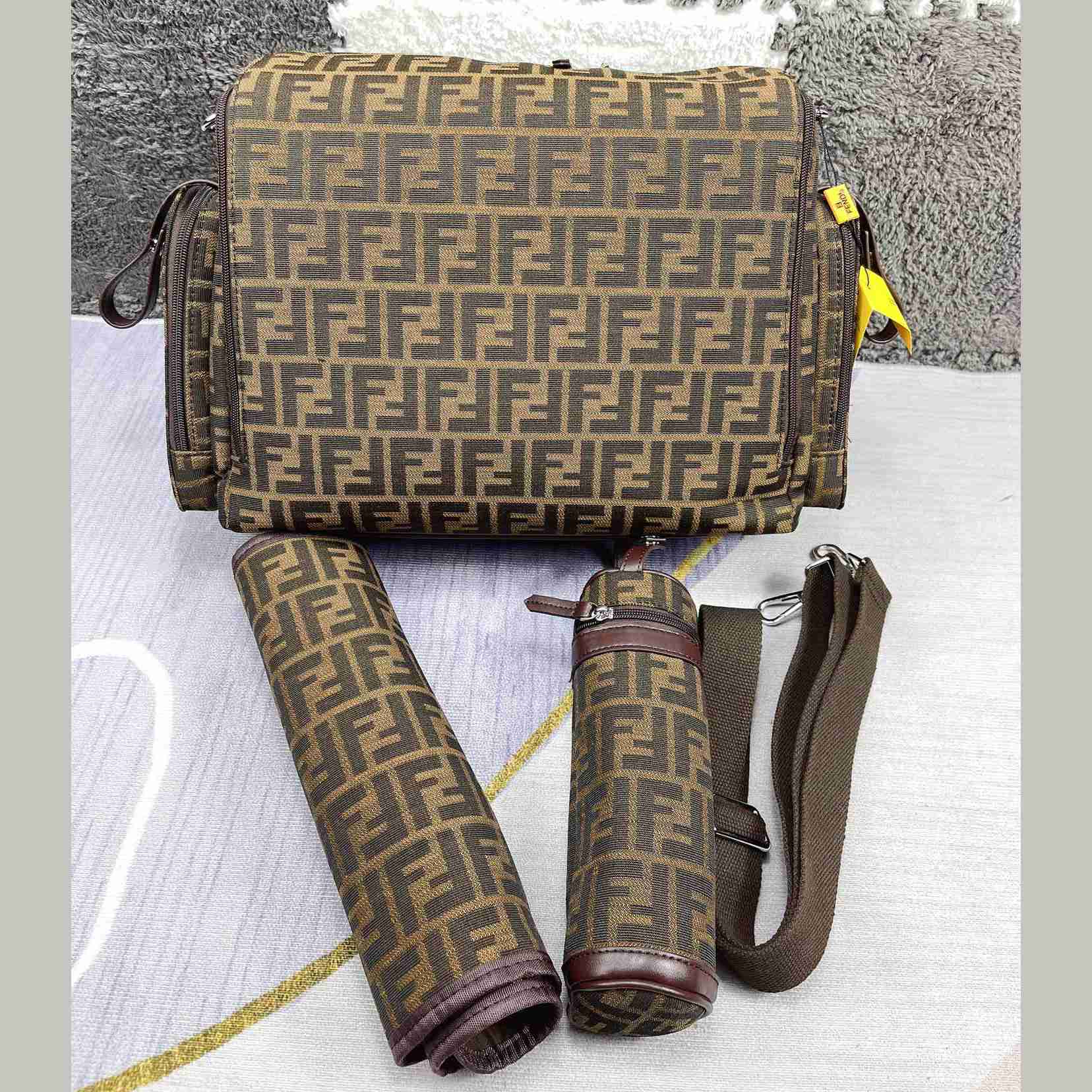 Fendi Mothers Bags  42*32*15cm - 
