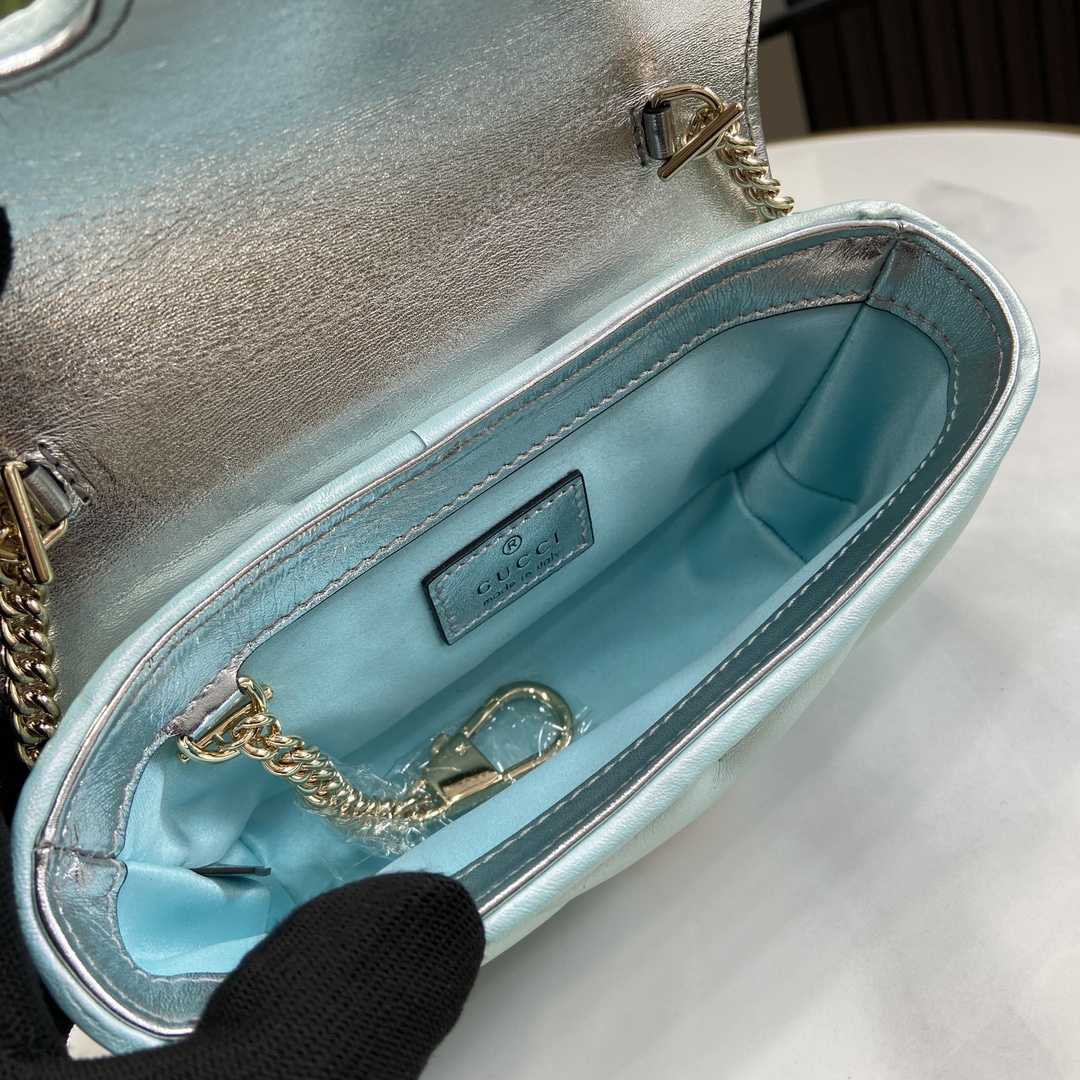 Gucci GG Marmont Super Mini Bag - 