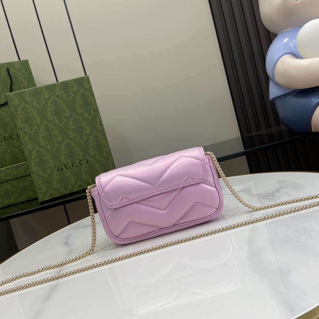 Gucci GG Marmont Super Mini Bag - 