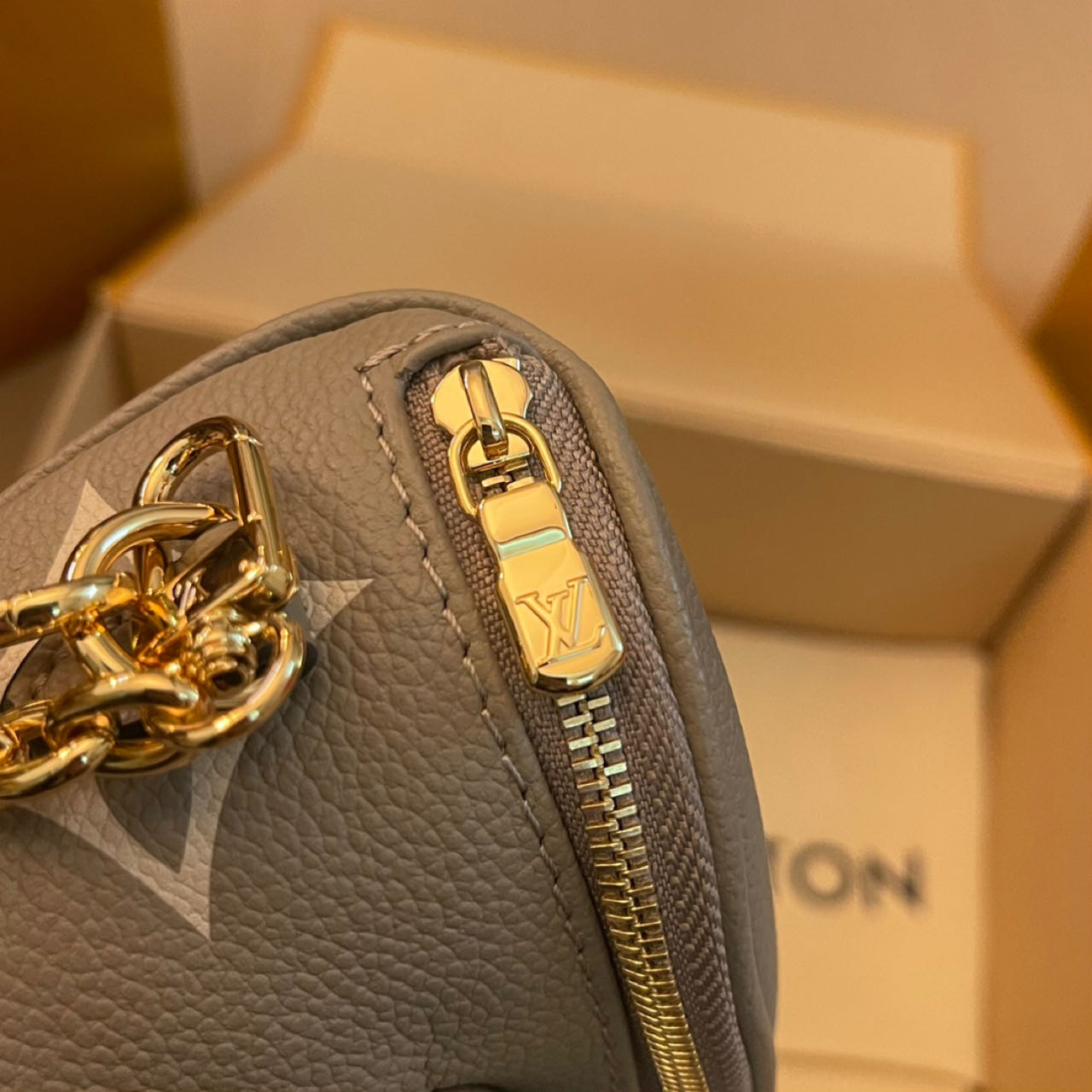 Louis Vuitton Mini Bumbag   M83219 - 