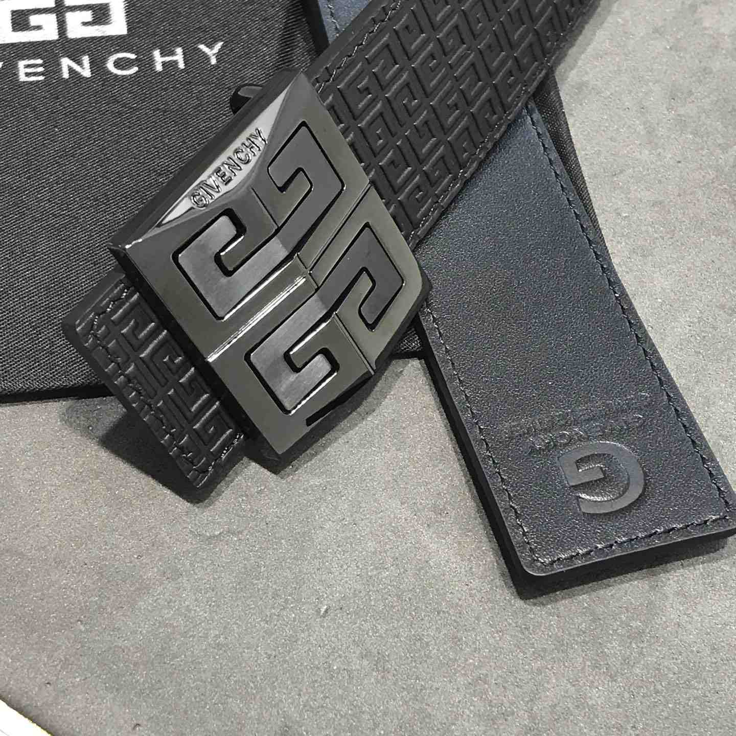 Givenchy 4G Reversible Belt In Leather And 4G Coated Canvas - 