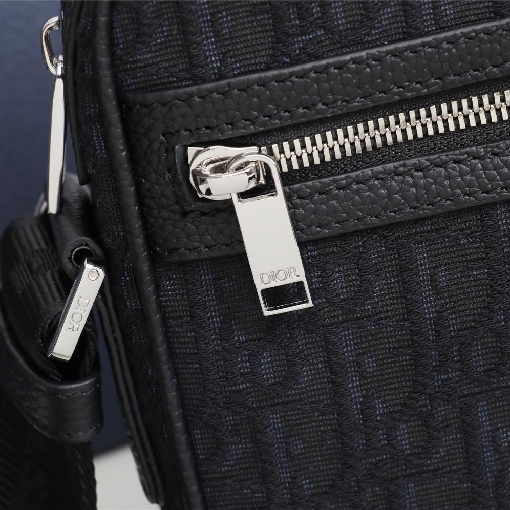 Dior Obique Messengers Bag(14.5- 18-6cm)  - 