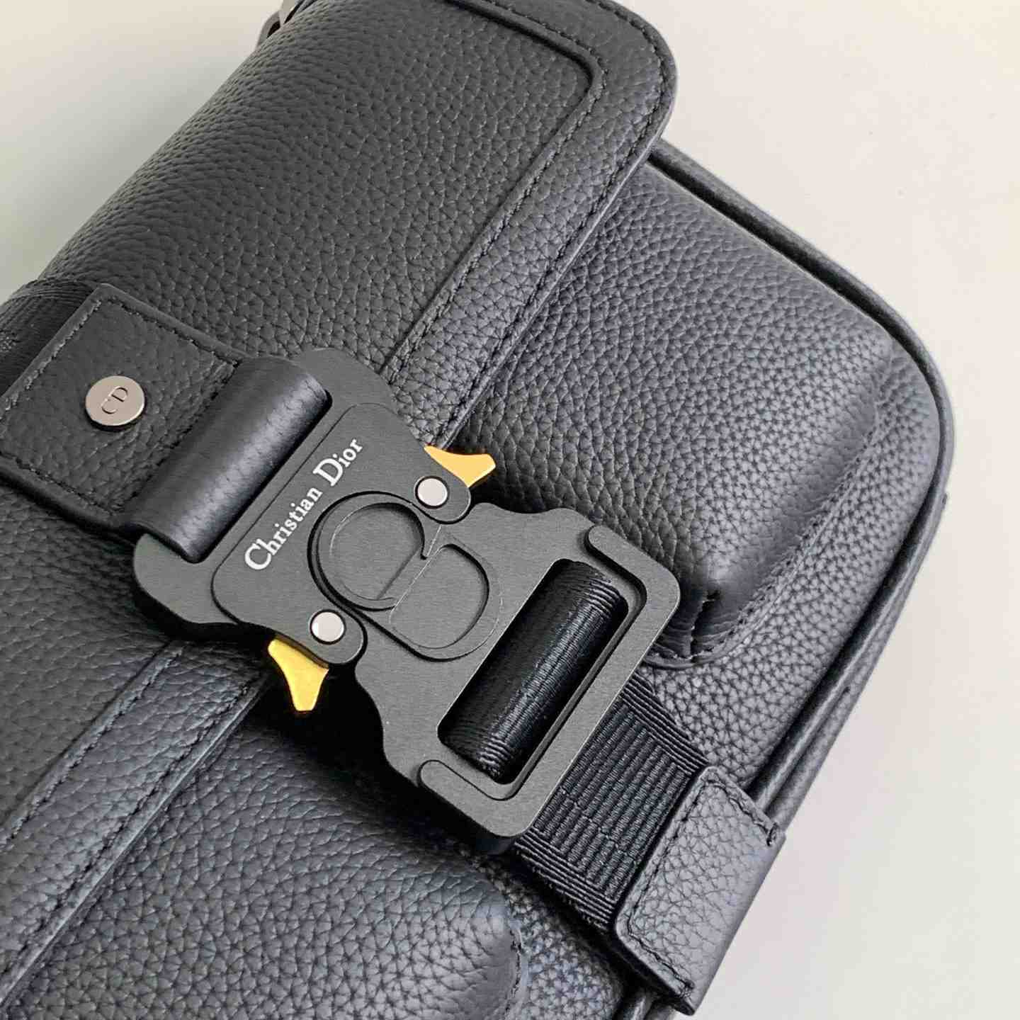 Dior Hit The Road Bag With Strap - 