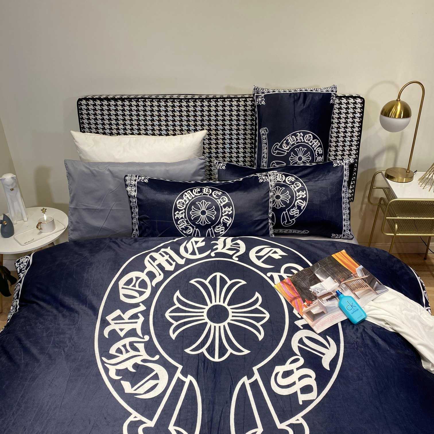 Chrome Hearts Bedding - 