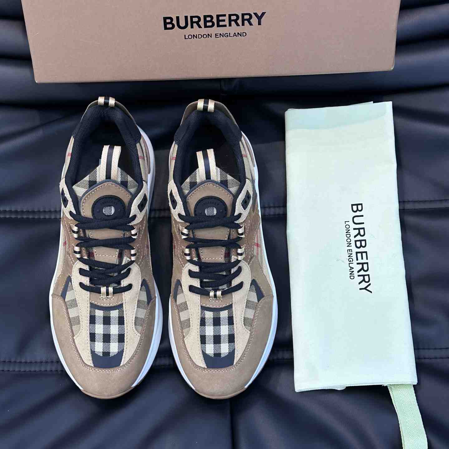 Burberry Beige Leather And Check Print Trainer - 