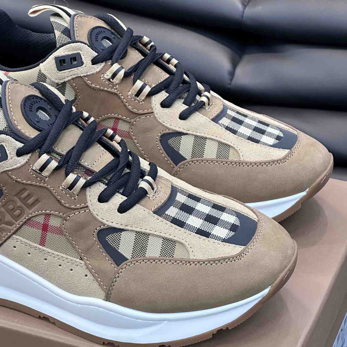 Burberry Beige Leather And Check Print Trainer - 