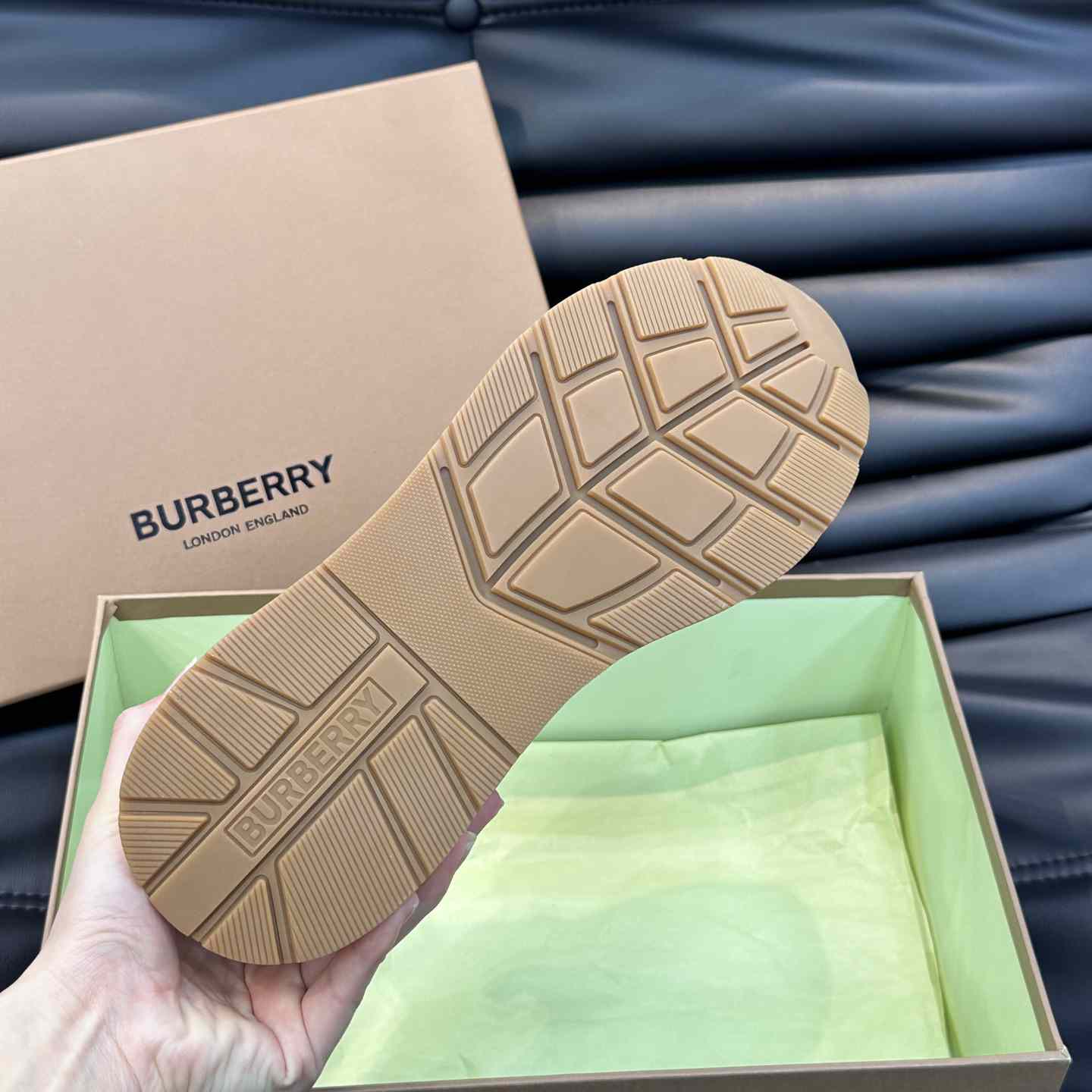 Burberry Beige Leather And Check Print Trainer - 