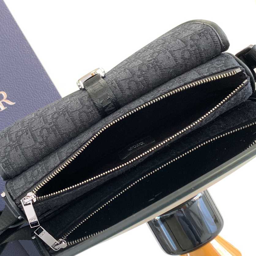Dior 8 Bag With Strap - 