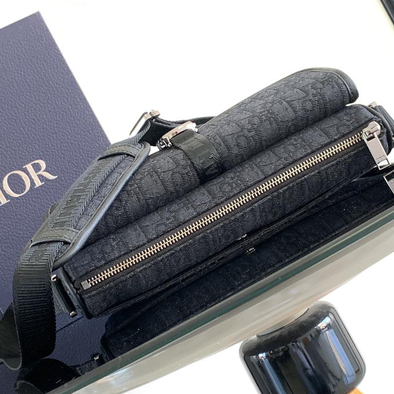 Dior 8 Bag With Strap - 
