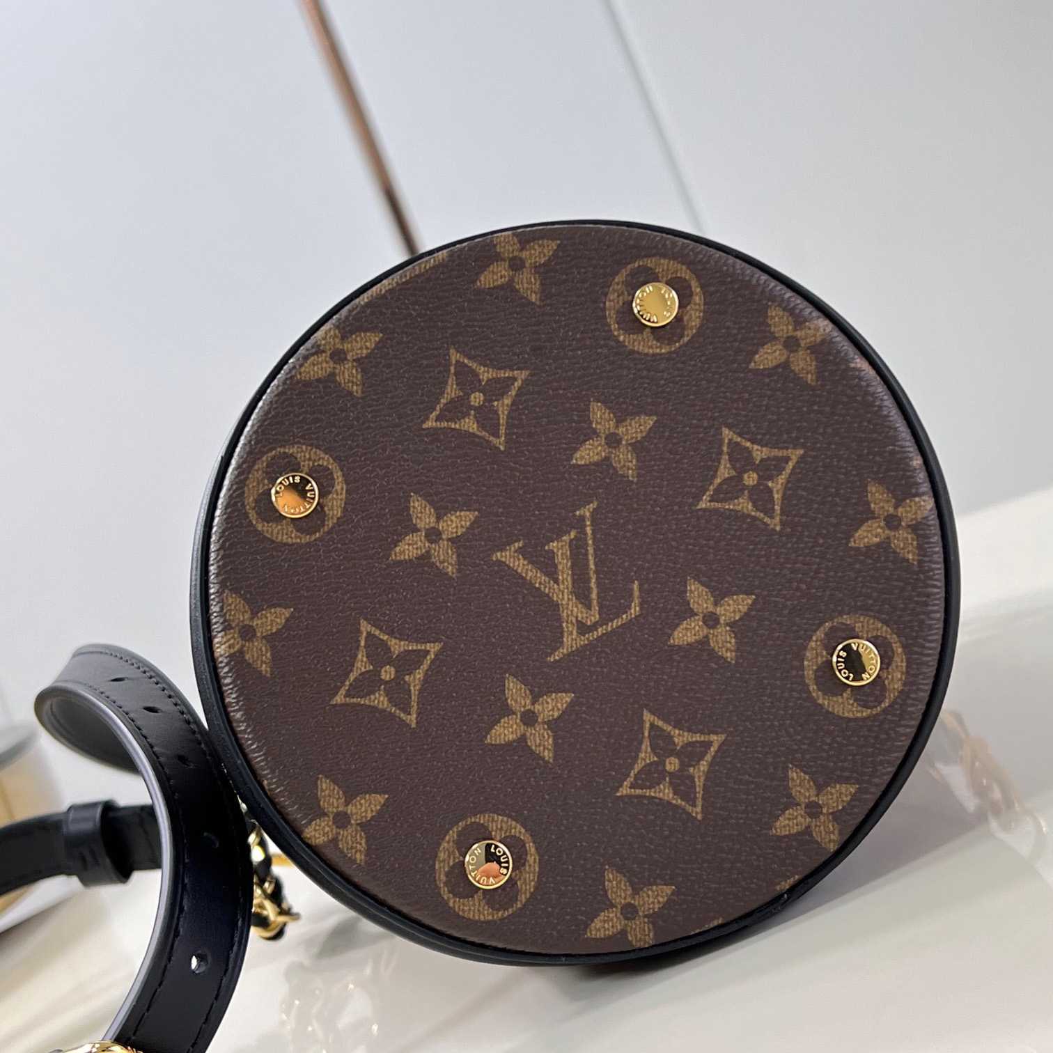 Louis Vuitton Canoé   M83480 - 