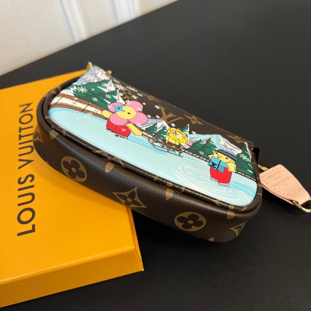 Louis Vuitton Mini Pochette Accessoires    M82623 - 