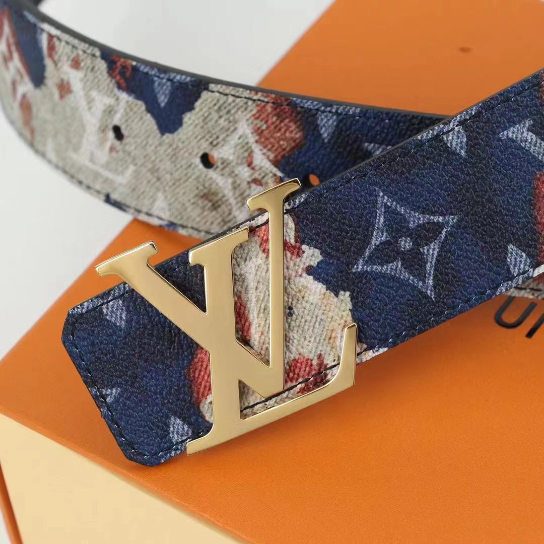 Louis Vuitton LV Initiales 40MM Reversible Belt     M8402S - 